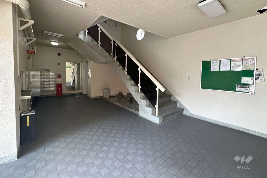 エントランスホール