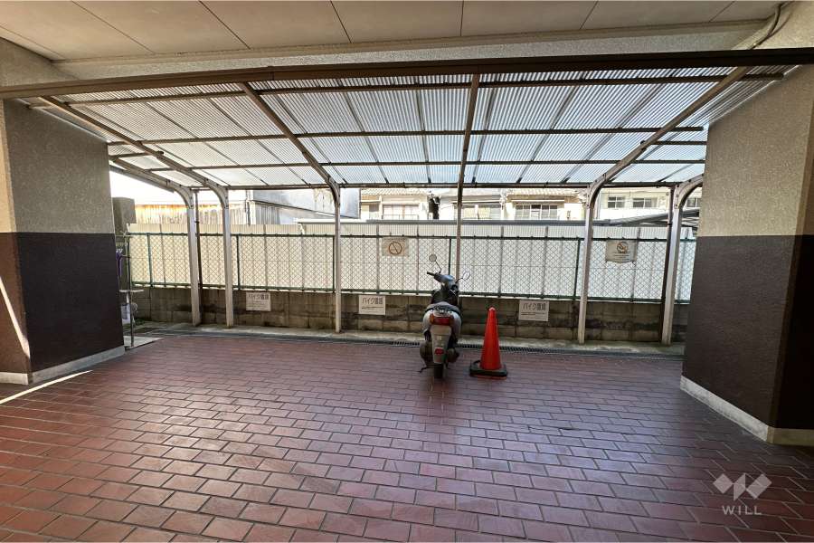 バイク置場