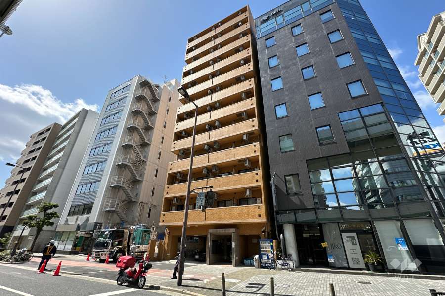 セレッソコート西心斎橋の外観（北東側から）