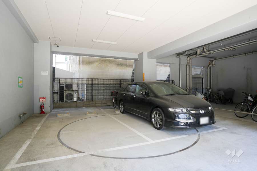 敷地内駐車場（屋内平面式）