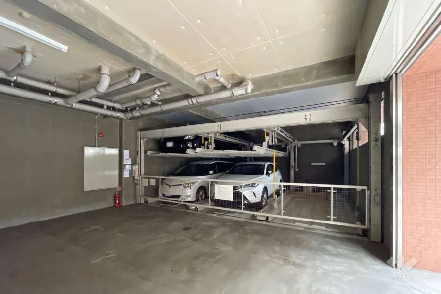 敷地内駐車場（屋内機械式）