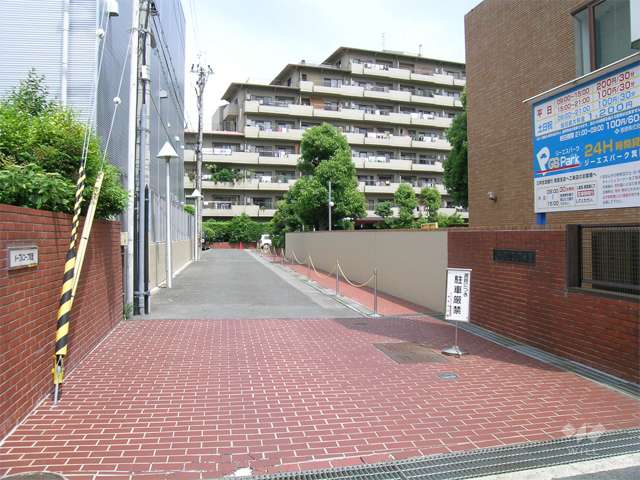 エントランスアプローチ