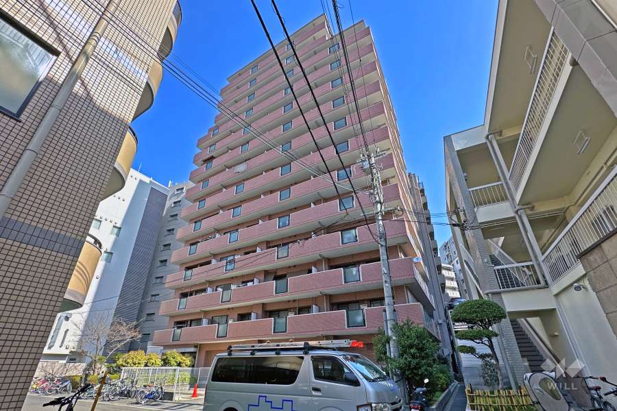 デリード阿波座の外観（南側から）