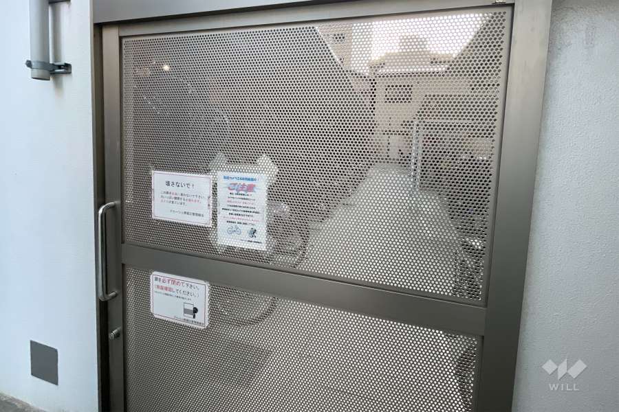 駐輪場の出入り口　