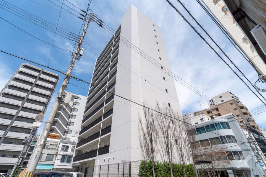パークリュクス大阪京町堀の外観（南西側から）　