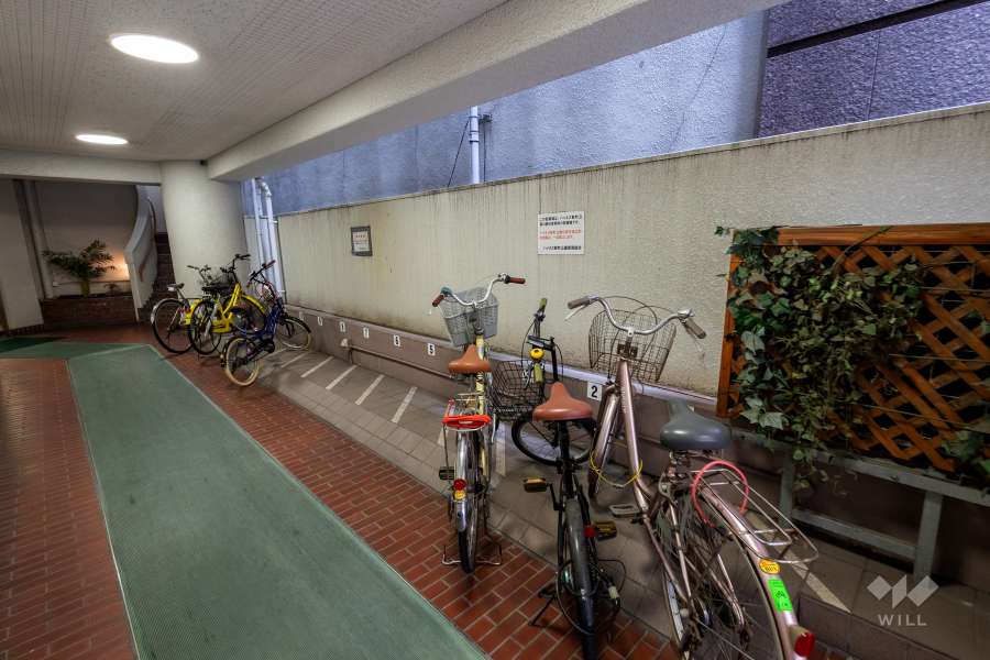 駐輪場