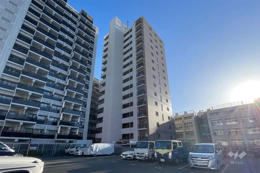ファミール北堀江の外観（南西側から）