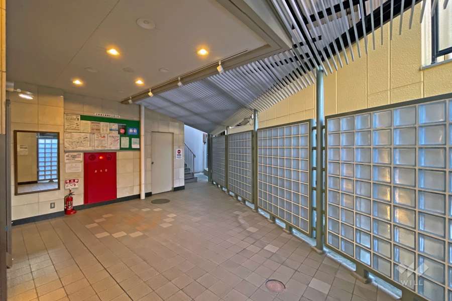 エントランスホール