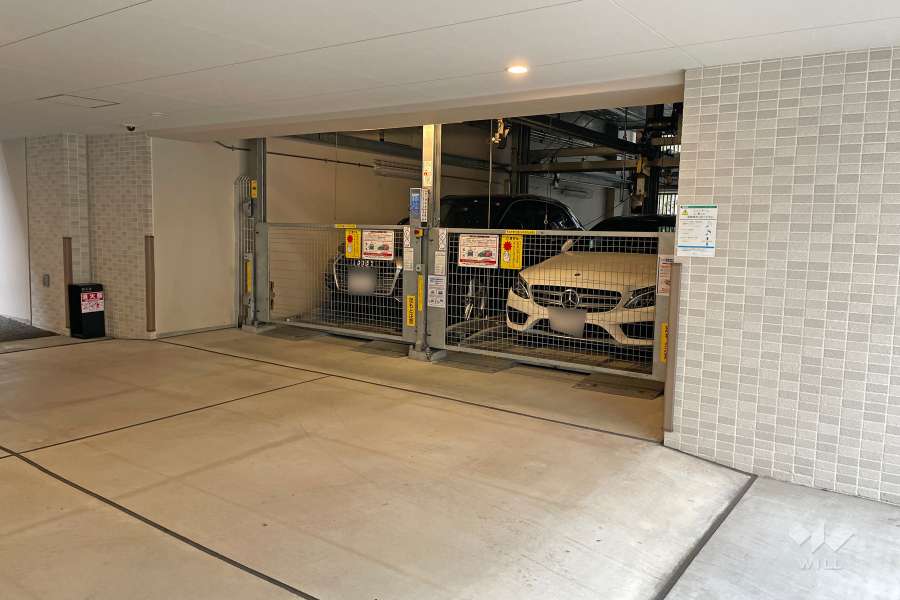 敷地内駐車場（屋内機械式）