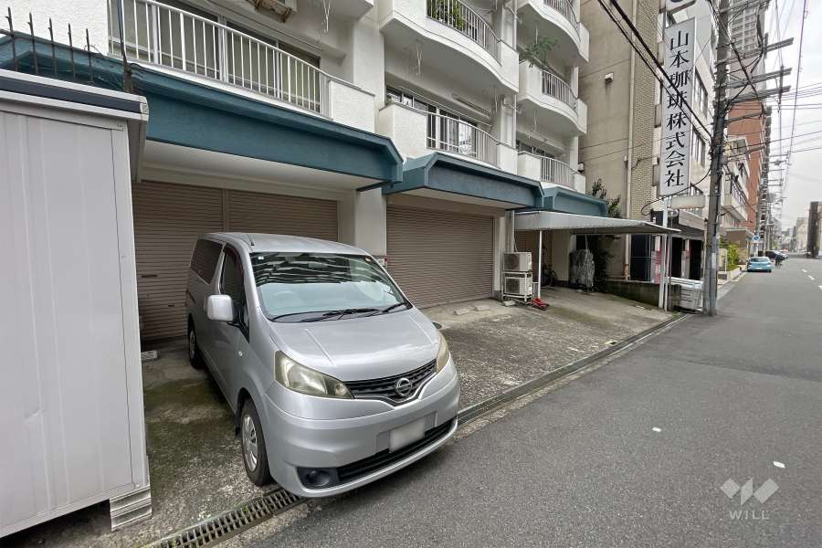 敷地内駐車場（屋外平面式）