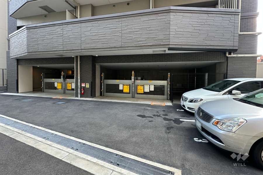 敷地内駐車場（屋外平面式・屋内機械式）