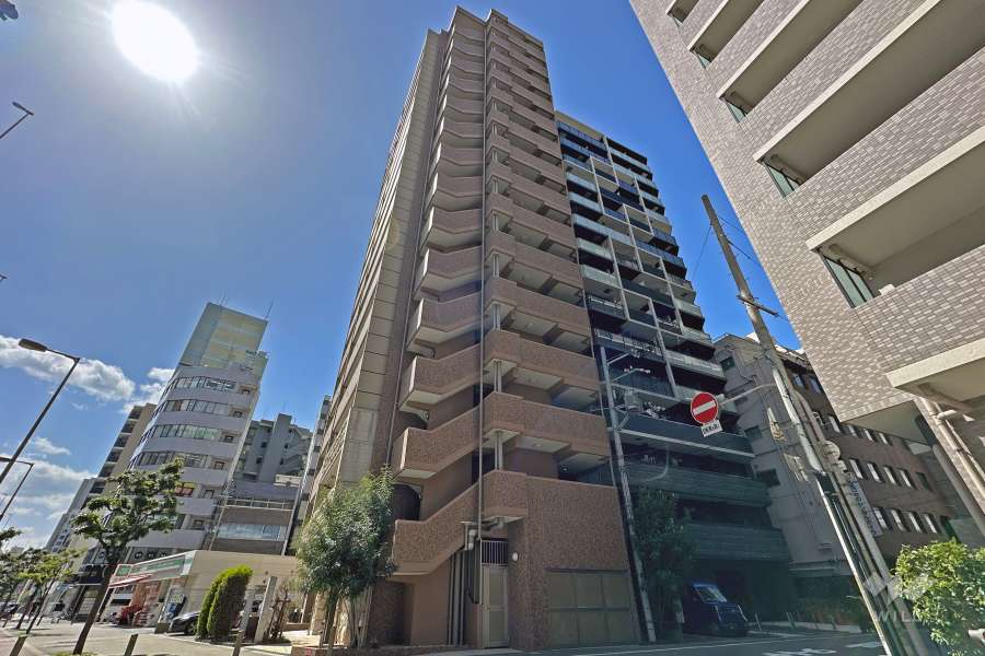 プレサンス阿波座ステーションフロントの外観（北東側から）