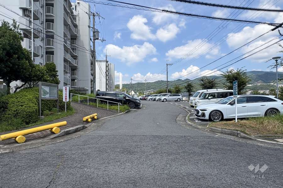 駐車場の出入口