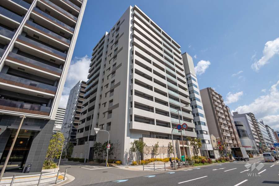 プレミスト新町の外観（南西側から）