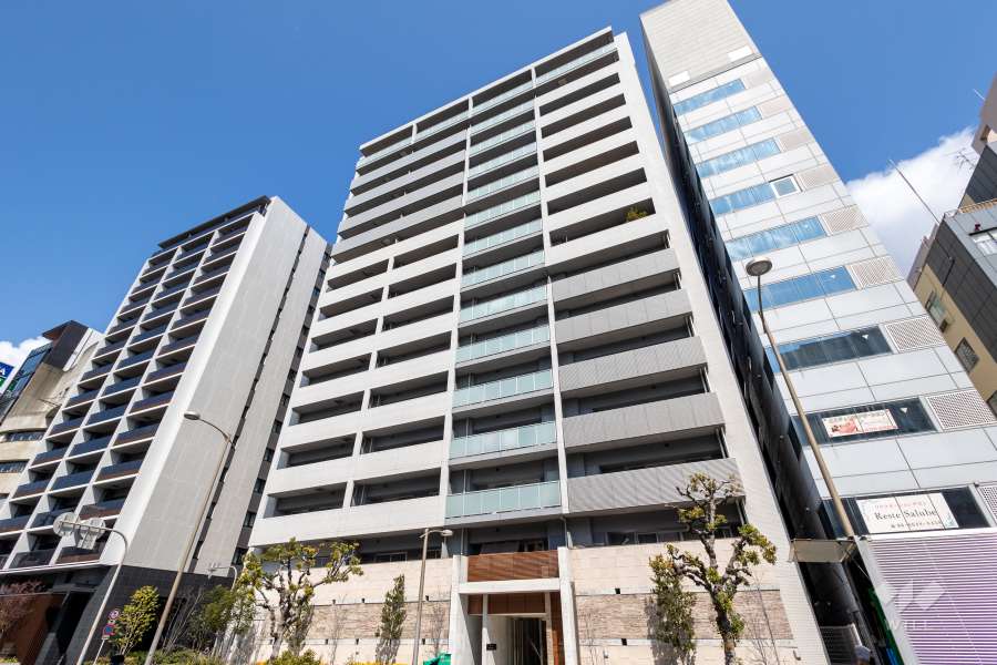 プレミスト新町の外観（南東側から）