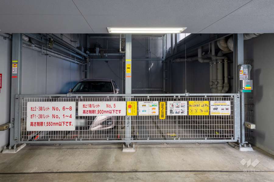 敷地内駐車場（屋内機械式）