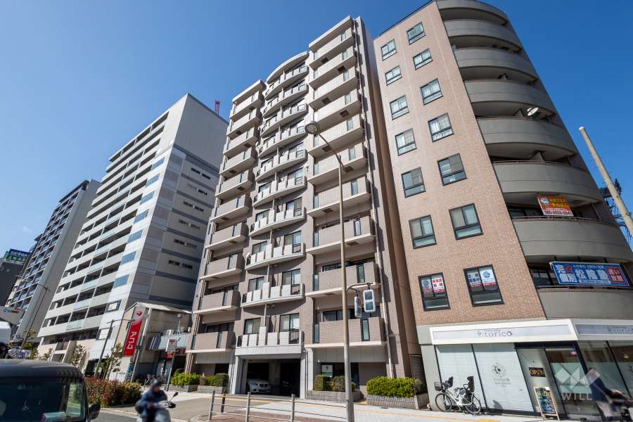 ペルル西長堀の外観（南東側から）