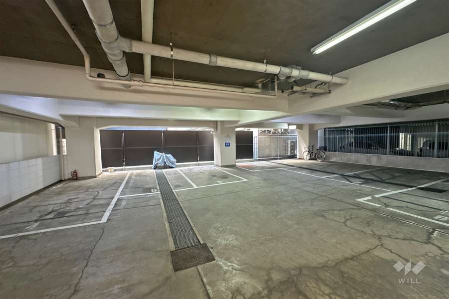 敷地内駐車場（屋内平面式）