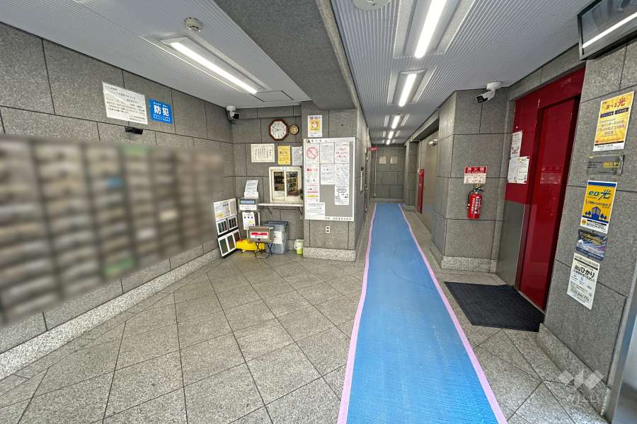 エントランスホール