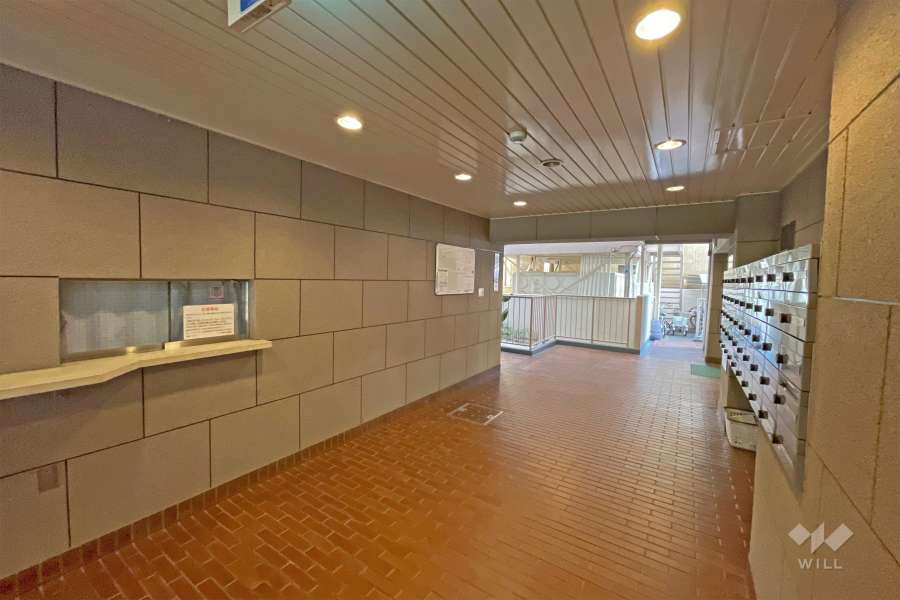 エントランスホール