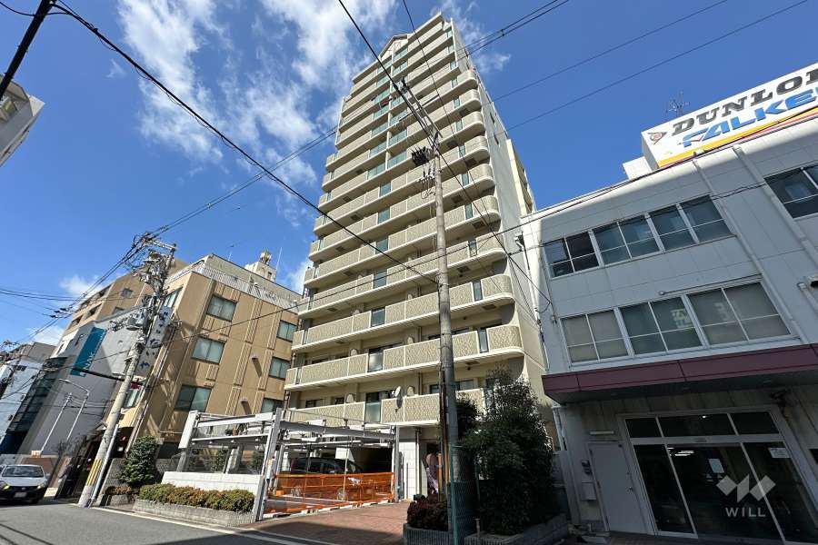 メロディーハイム西長堀の外観（南東側から）