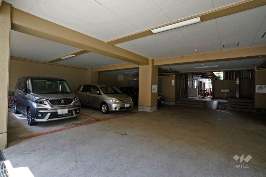 敷地内駐車場（屋内平面式）