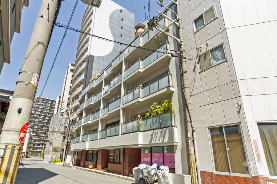 ユニハイム阿波座の外観（南側から）