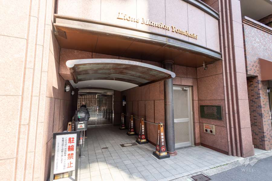 エントランスアプローチ