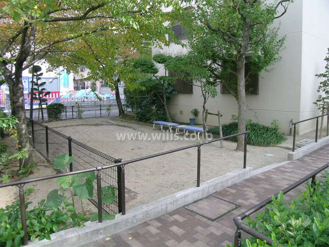 敷地内の公園