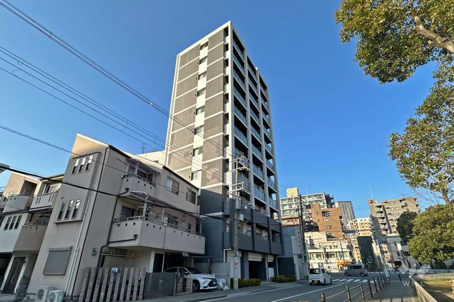 ラブニール西長堀パークフロントの外観（南側から）