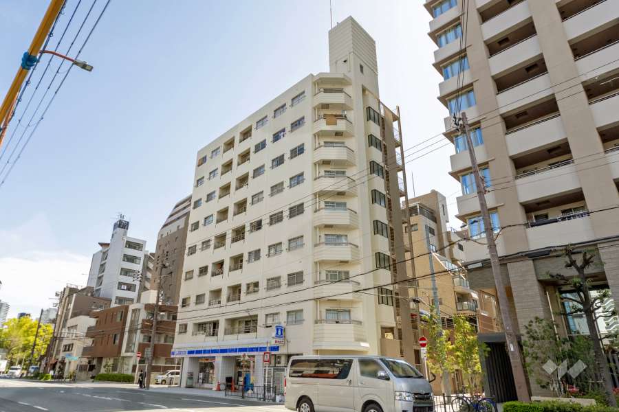 ラポール京町堀の外観（東側から）