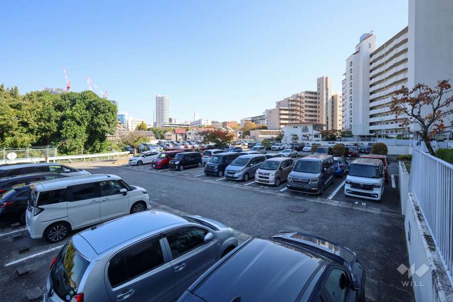 敷地内駐車場（屋外平面式）