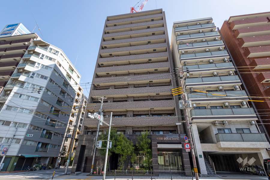 リーガルあみだ池新町の外観（南西側から）