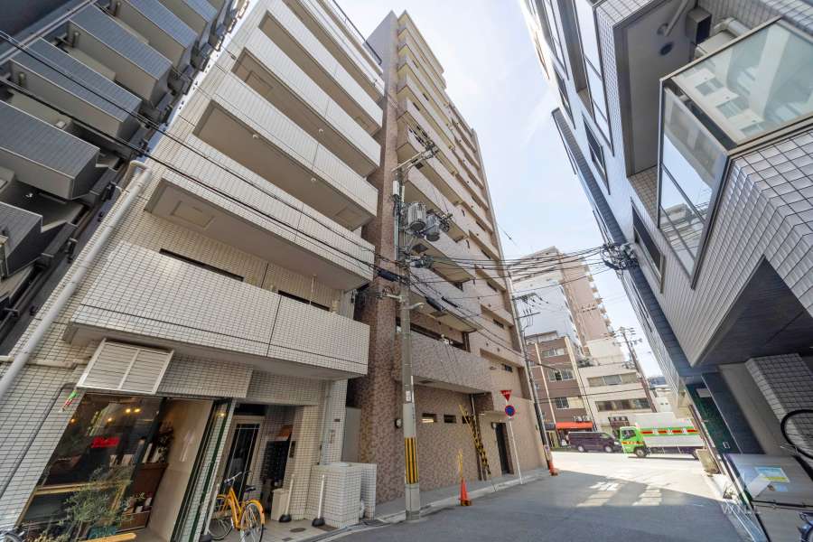 リーガル京町堀の外観（北東側から）