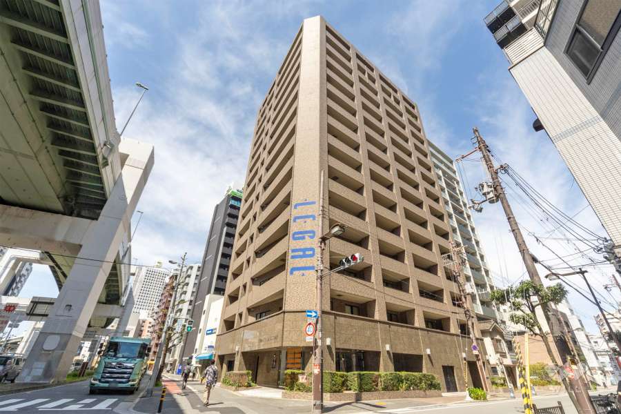 リーガル江戸堀ウエストパークの外観（南西側から）