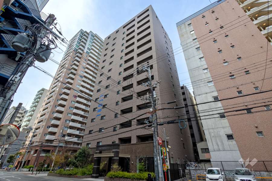 リーガル四ツ橋立売堀2の外観（北東側から）