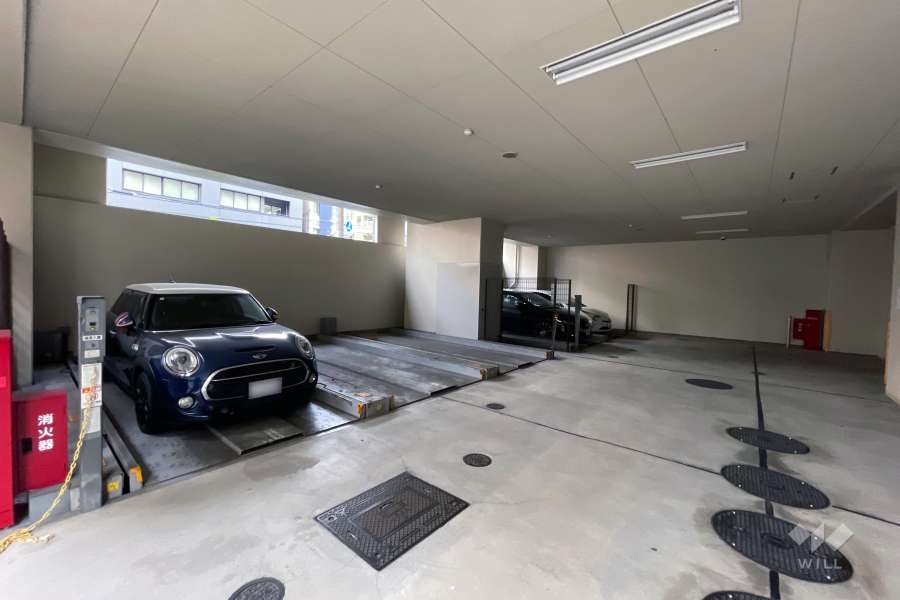敷地内駐車場（屋内機械式）