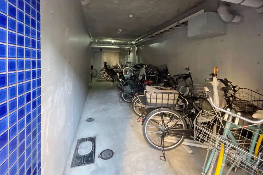駐輪場　