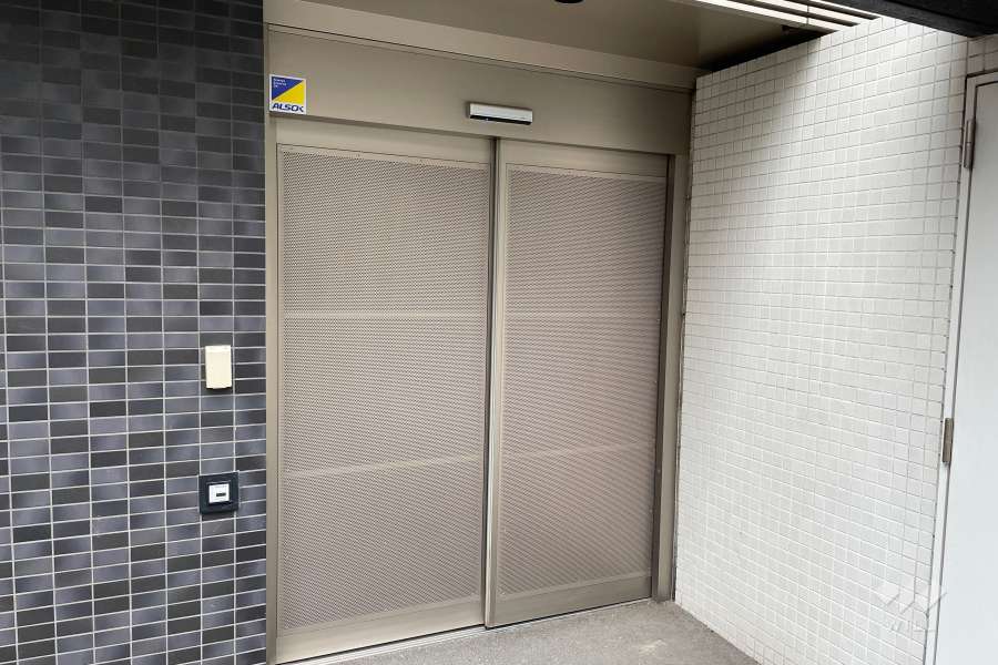 駐輪場の出入り口