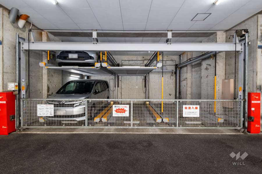 敷地内駐車場（屋内機械式）