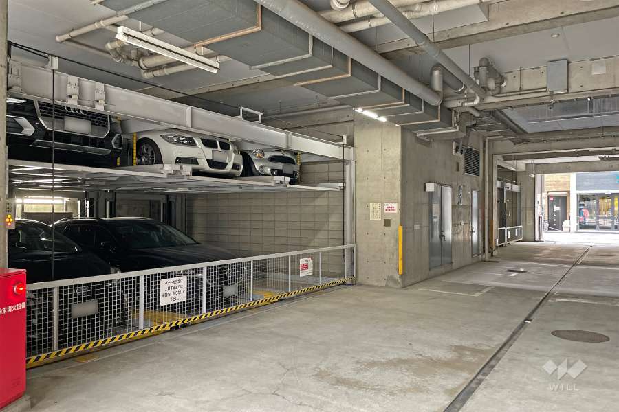 敷地内駐車場（屋内機械式）