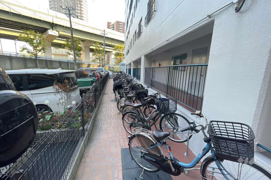 駐輪場