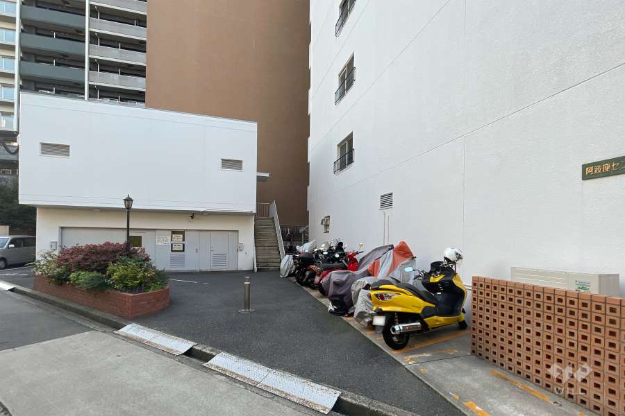 バイク置場