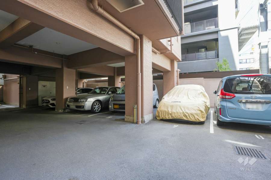敷地内駐車場（屋内平面式・屋外平面式）