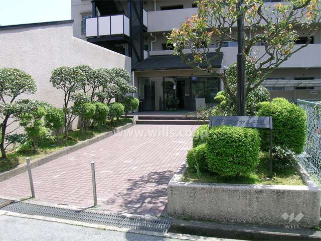 エントランスアプローチ