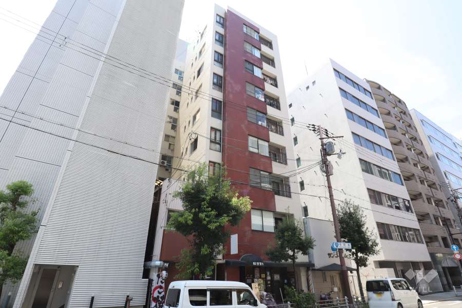 靭壱番館の外観（北西側から）