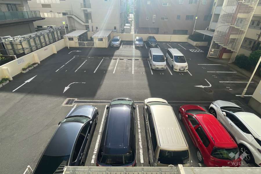 敷地内駐車場（屋外平面式）　