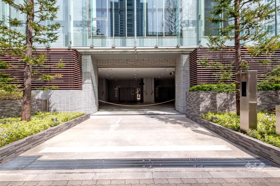 駐車場の出入口