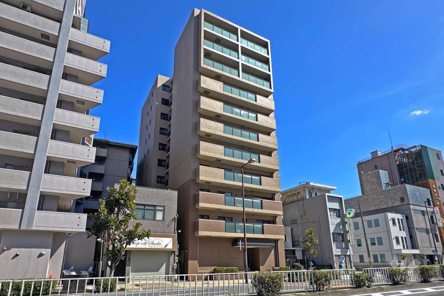 大拓メゾン千代崎みなと通の外観（西側から）