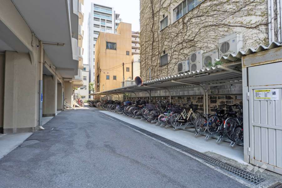 駐輪場